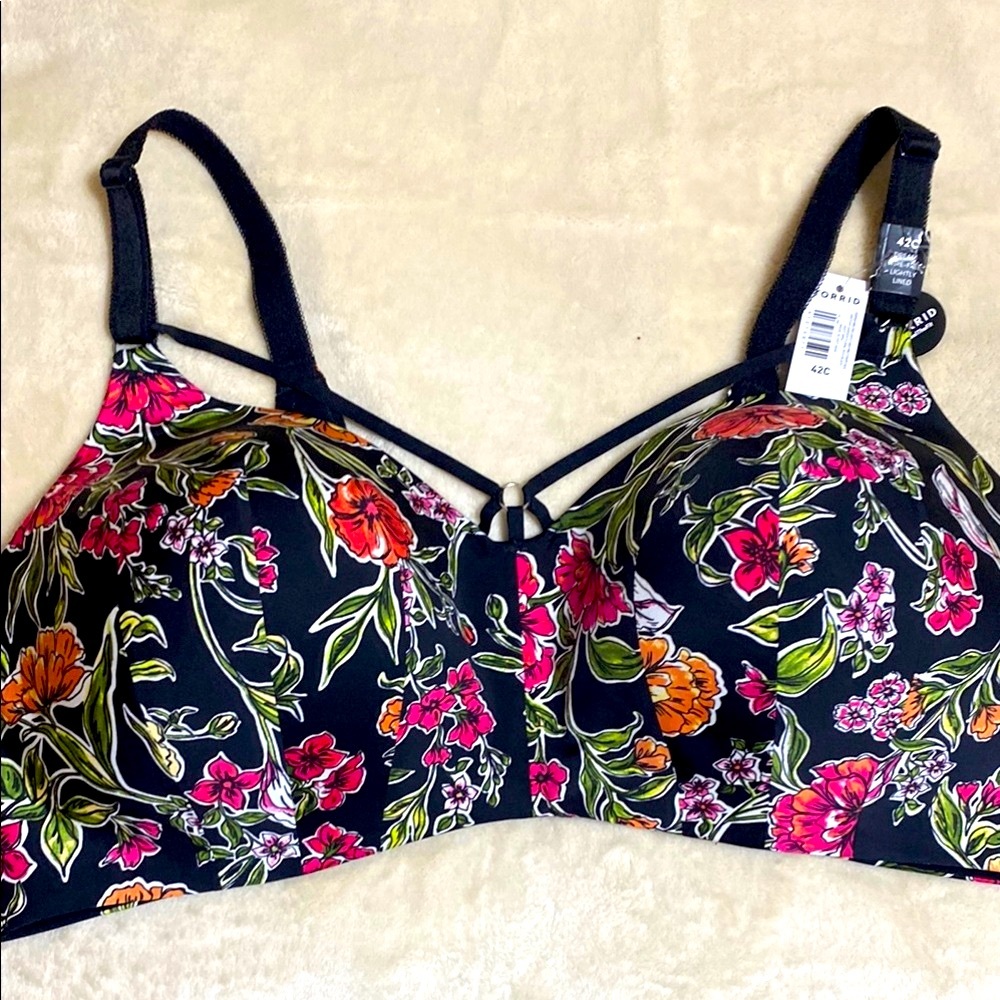 Torrid Floral Print Black Bra dream fit lightly lined with full coverage